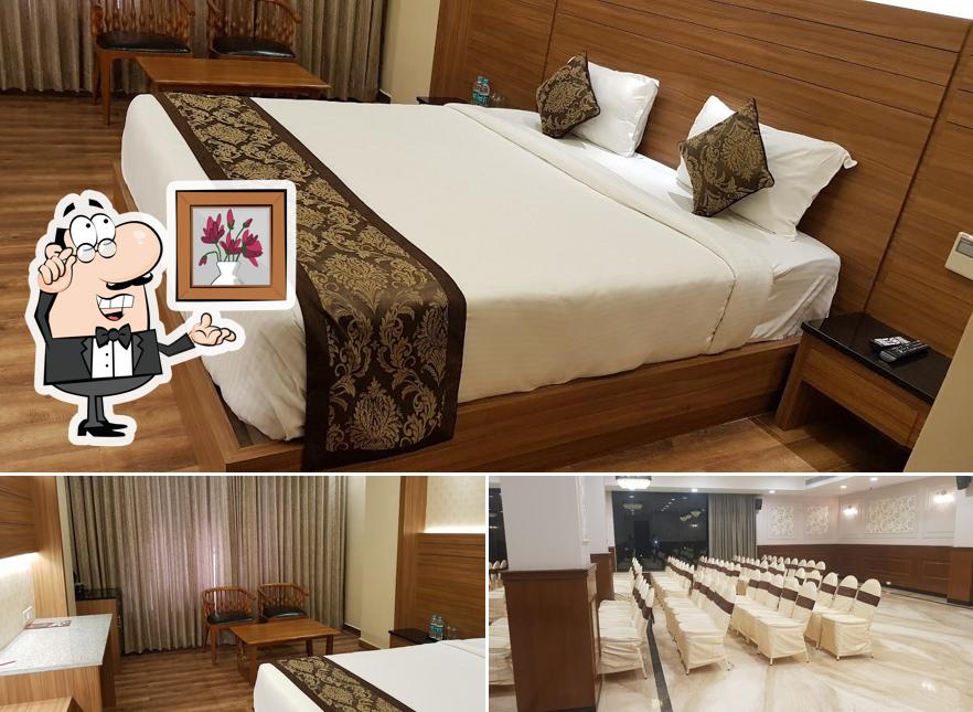 The image of interior and food at V FIVE HOTEL