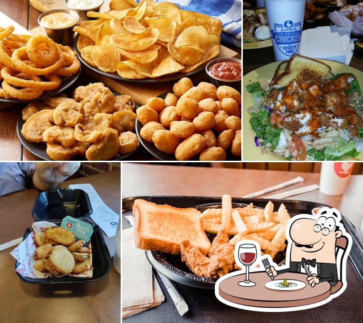 Zaxby's Chicken Fingers & Buffalo Wings, 531 Oyster Point Rd in Newport