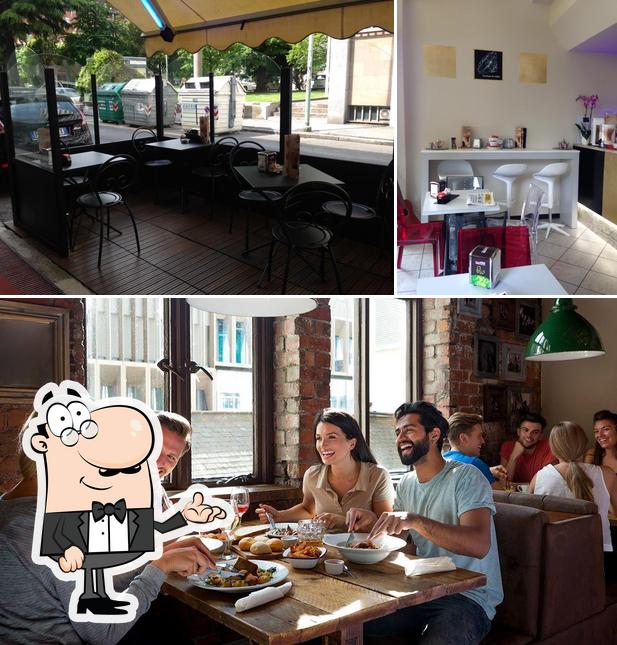 La interni e tavolo da pranzo del ristorante