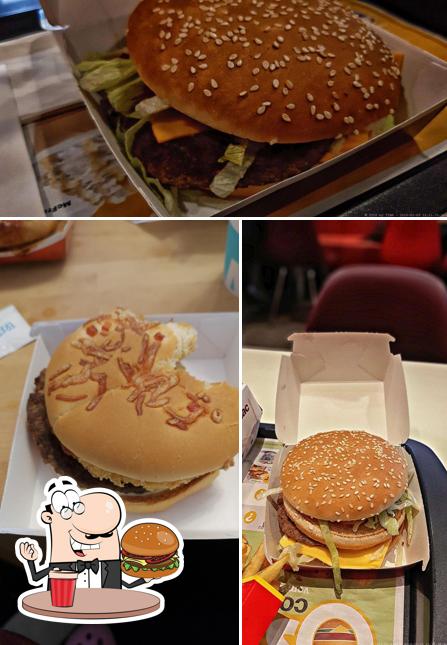 Commandez un hamburger à McDonald's