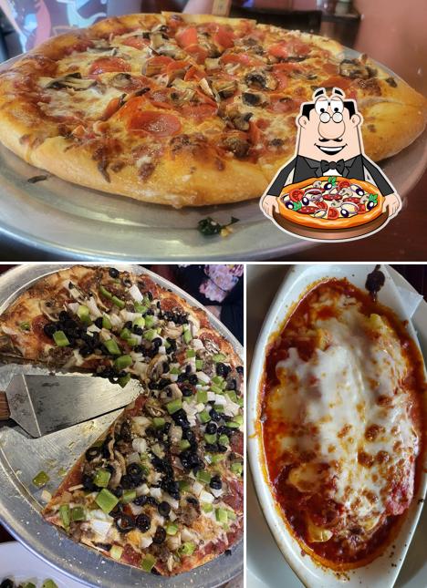 Pick pizza at Ivett's Italian Grill