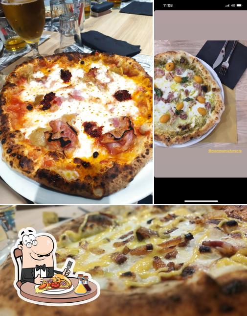 Scegli una pizza a Mamma Mia Taranto