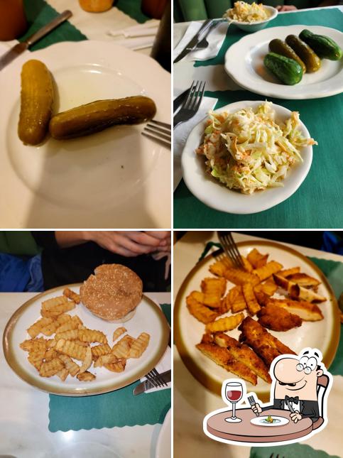 Regal Kosher Deli & Caterers in Plainview Restaurant menu and reviews