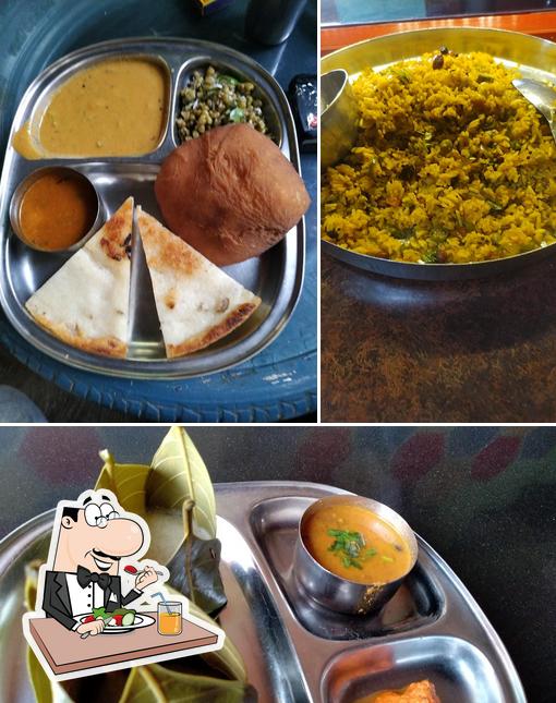 Food at Shiva keerthi