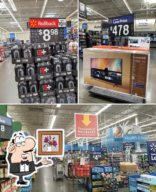 El interior de Walmart Supercenter