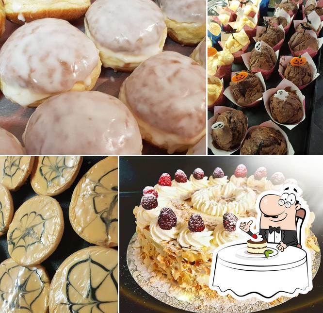 Bäcker Mertins bietet eine Vielfalt von Desserts 