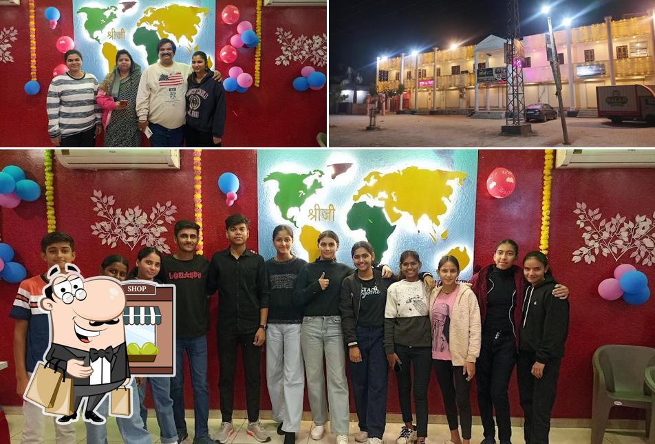 Shree ji Cafe & Restro