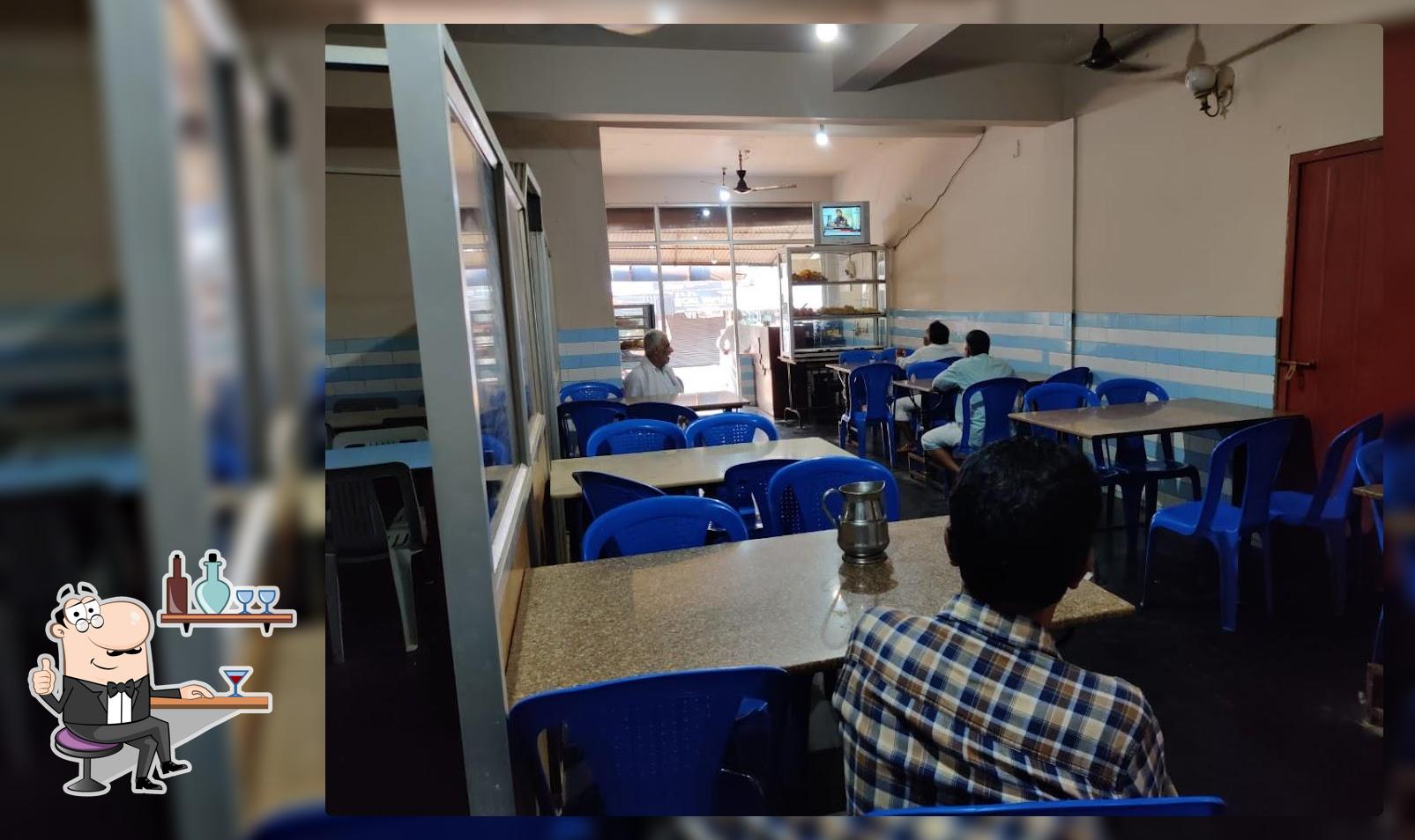 Thozhilali Hotel Parambil Peedika