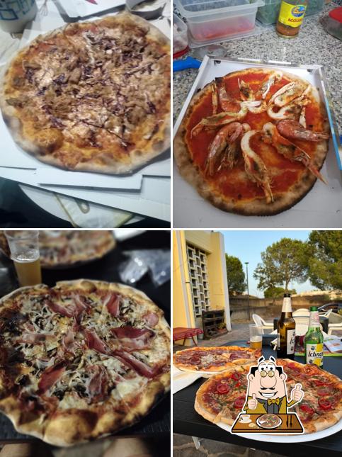 Ordina una pizza a Pizzeria da Greezy Tratalias