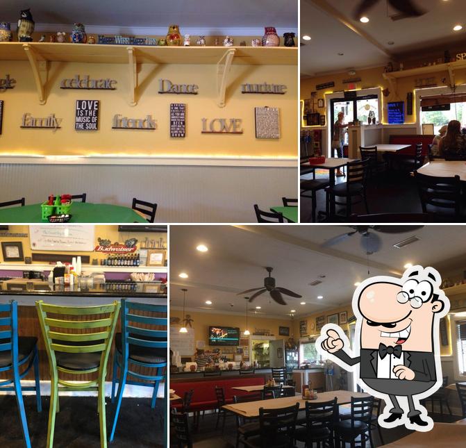 Harvest Moon in Ravenel Restaurant menu and reviews