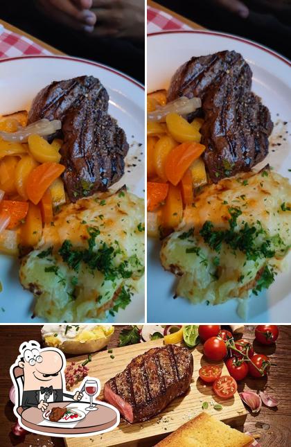 Try out meat meals at BLOCK HOUSE Bikini Am Zoo Palast
