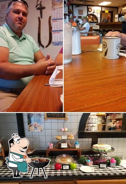 Rockin' Chair Cafe in Hohenwald Restaurant menu and reviews