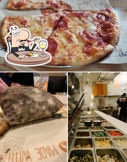 Blaze Pizza in Cranston Restaurant menu and reviews