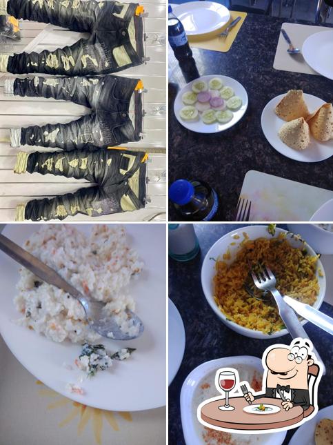 Food at AAHIL RESTAURANT