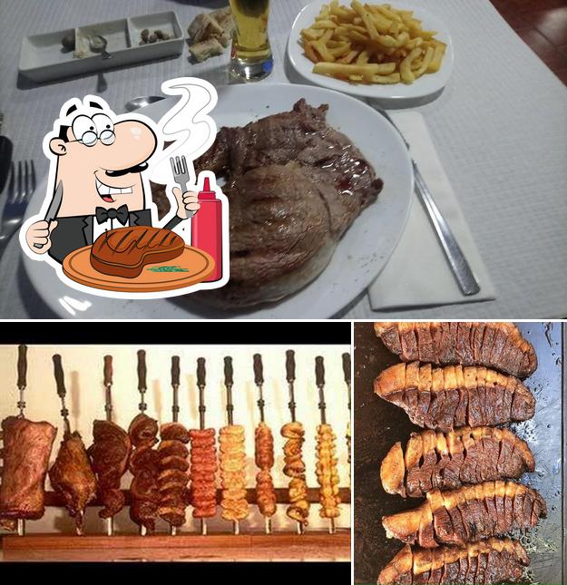 Get meat dishes at Restaurante Aromas da Beira