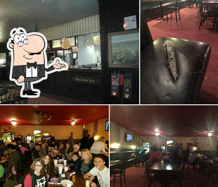 Village Inn Pizza Parlor in Yuma Restaurant menu and reviews
