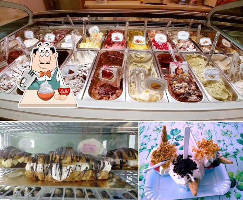 Gelateria Tropical Di Cerri Francesca serve un'ampia gamma di dolci