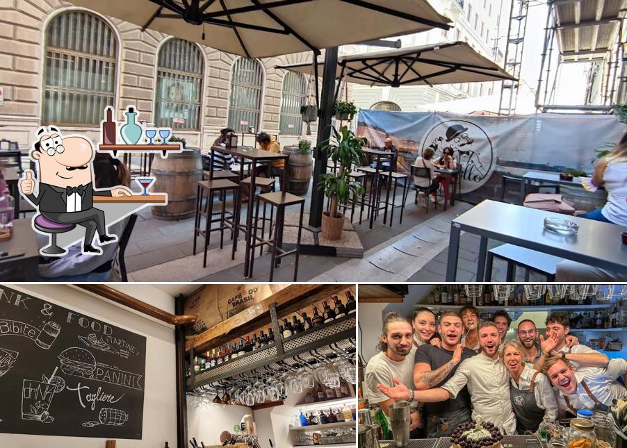 Guarda la foto che presenta la interni e bevanda di Aperitivi Trieste Al Barcollo bar&pub