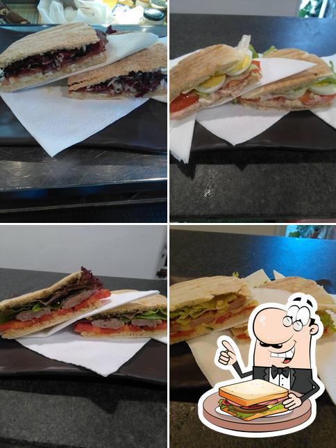 Prenditi un panino per pranzo o cena