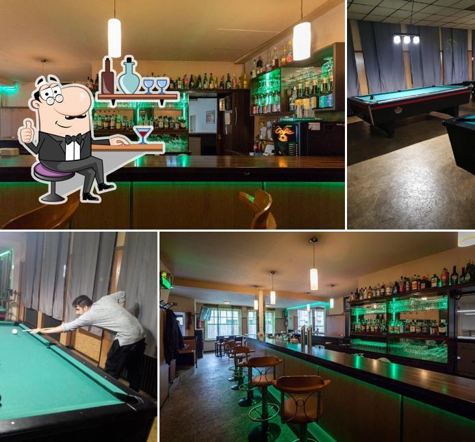 L'intérieur de Billard Cafe Aktuell