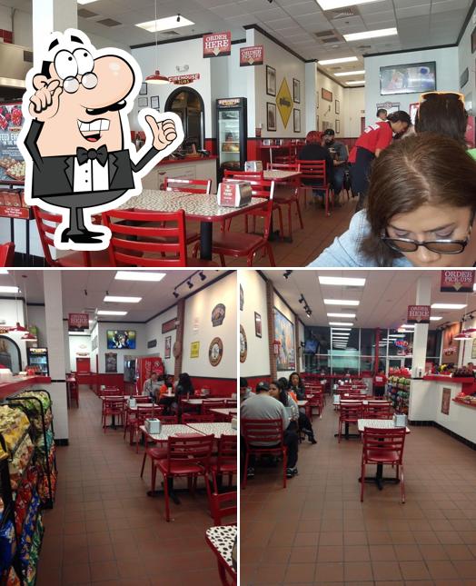 Firehouse Subs The Fountains, 8889 Gateway Blvd W Ste 525 in El Paso