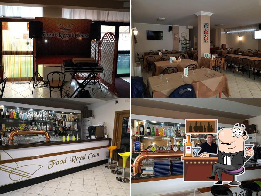 L’image de la comptoir de bar et intérieur concernant Royal coast b&b ristorante-pizzeria