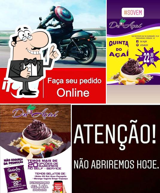 Look at the photo of Du Açaí