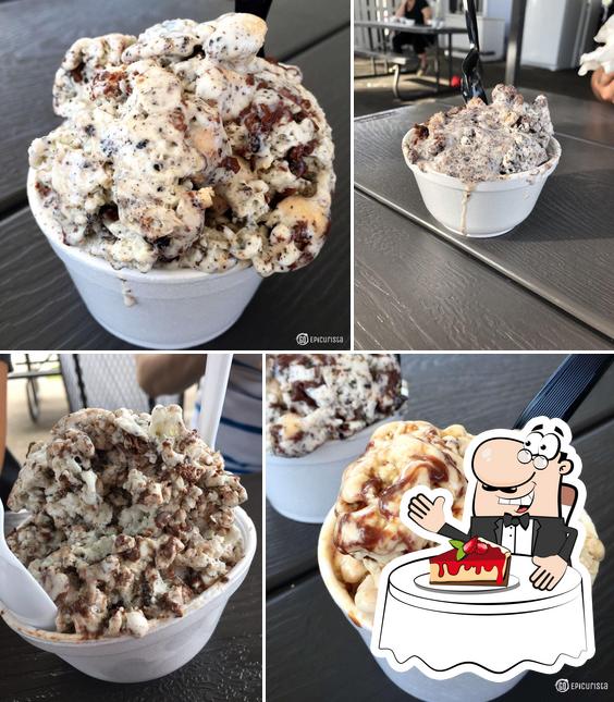 Abracadabra Ice Cream Factory in Kissimmee Restaurant menu and reviews