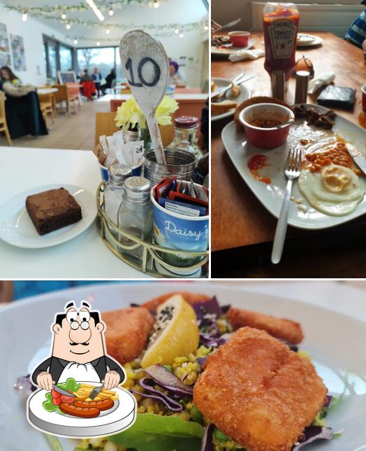 Cassiobury Park Hub & Daisy’s In The Park in Watford Restaurant reviews