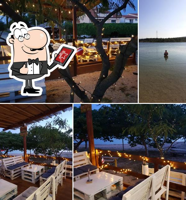 Gli esterni di Beach bar "PISAK"