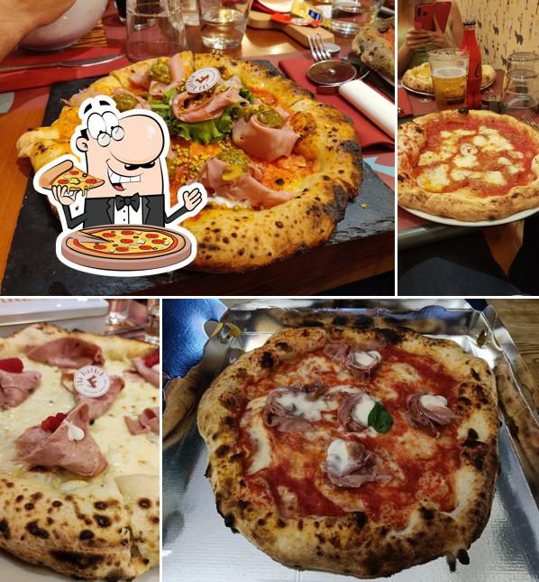 Ordina tra le svariate varianti di pizza