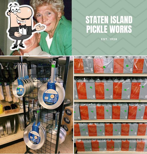 Staten Island Pickle Works in Bayonne Restaurant reviews
