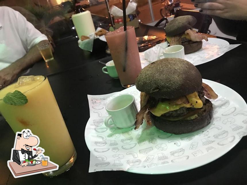 Comida em Bão Burguer Bistrô