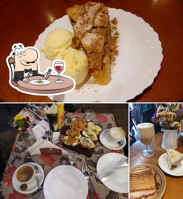 Comida em Piccolino Café