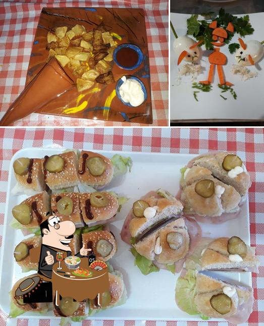 Food at Bar La Nave - Comidas (antg. ChirinPaco)
