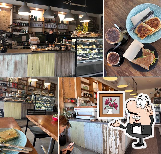 Little Olive Leaf Cafe in Willagee Restaurant menu and reviews