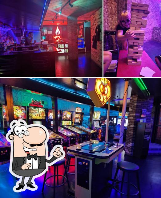 Stella's Pinball Arcade & Lounge in Greeley Restaurant menu and reviews