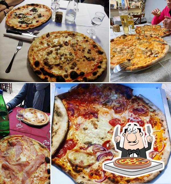 Prenditi una pizza a Pizzeria Senza Confini