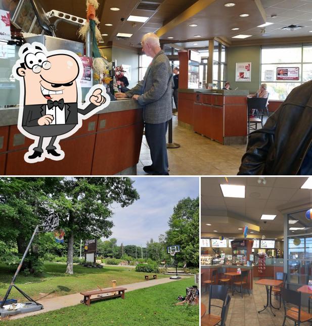 L'intérieur de Tim Hortons