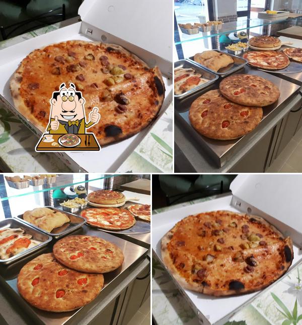 Ordina tra le molte varianti di pizza