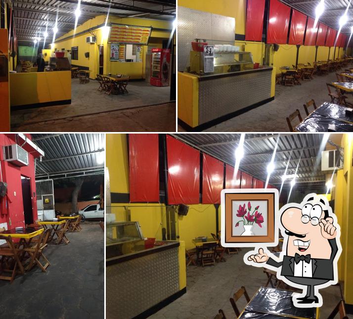 Veja imagens do interior do Pit Stop Lanches