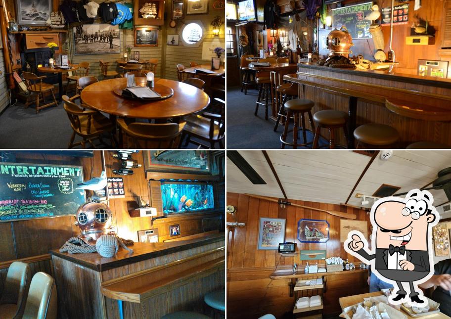 Joeys Yardarm, 920 Erie St in Racine Restaurant menu and reviews