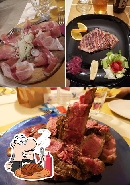 Prenez des repas à base de viande à Trattoria Martina