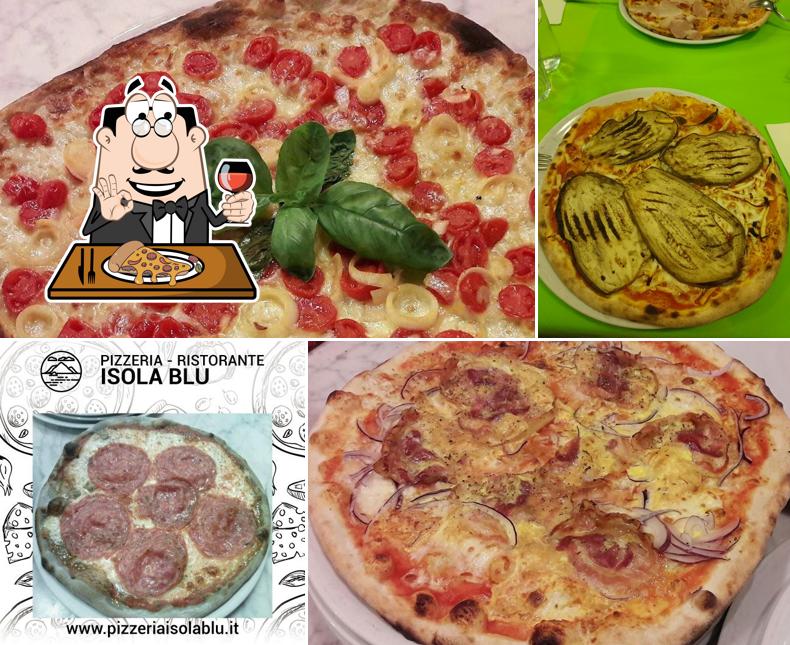 Scegli una pizza a Pizzeria Ristorante ISOLA BLU