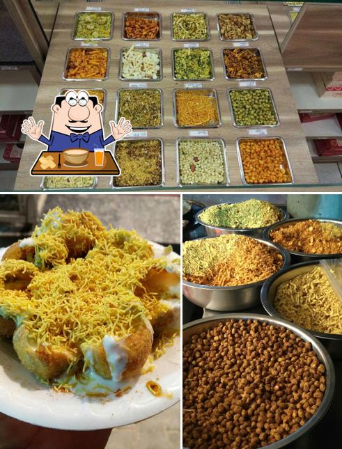 Meals at Aaji Bai Sweets