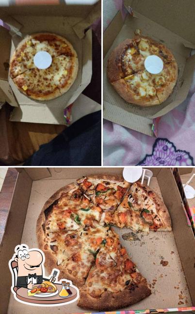 At Chicago Pizza, you can order pizza