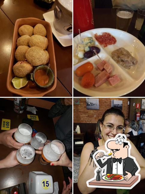 Platos en Bar Do Pico