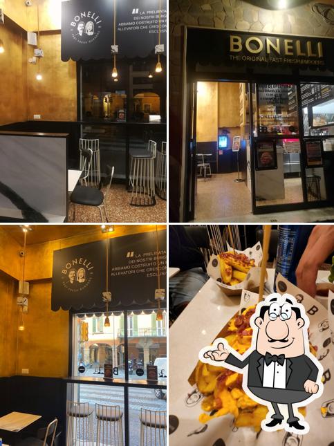 Siediti a un tavolo di Bonelli Burgers - Bologna Centro