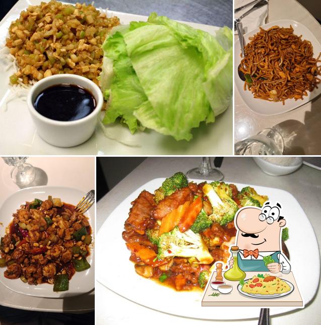 Old Peking Restaurant in Oakton Restaurant menu and reviews