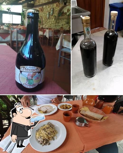 Guarda la immagine che presenta la bevanda e cibo di Agriturismo Antica Trattoria dell'Eremita